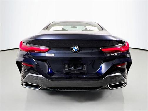 2024 BMW 840 i
