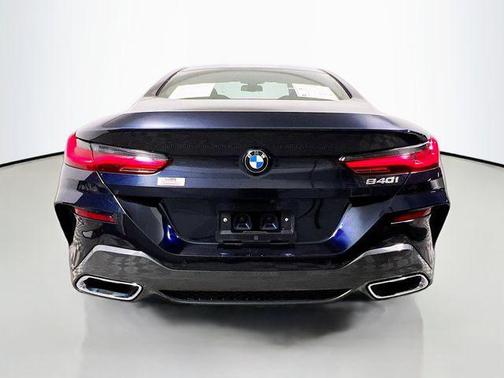 2024 BMW 840 i