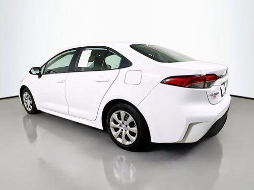 Ice Cap 2025 Toyota Corolla LE