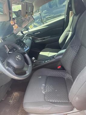 2021 Toyota C-HR LE