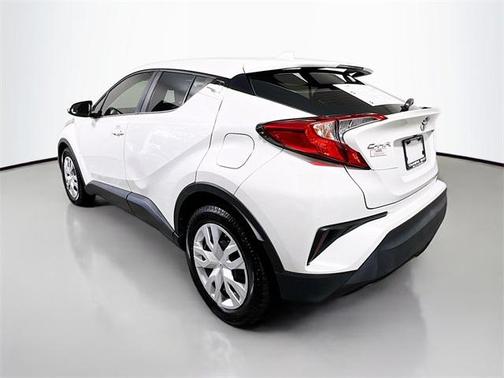 2021 Toyota C-HR LE