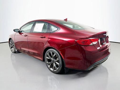 Velvet Red Pearlcoat 2015 Chrysler 200 S