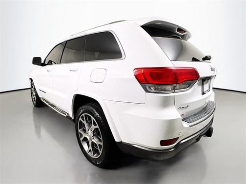 2018 Jeep Grand Cherokee Sterling Edition