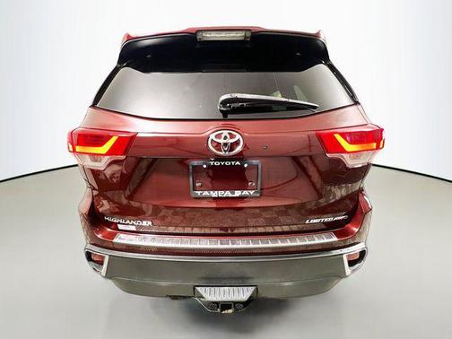 2019 Toyota Highlander Limited Platinum