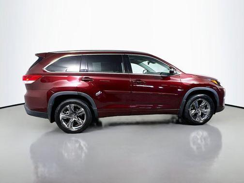 2019 Toyota Highlander Limited Platinum