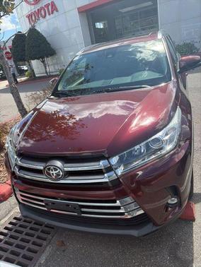 2019 Toyota Highlander Limited Platinum