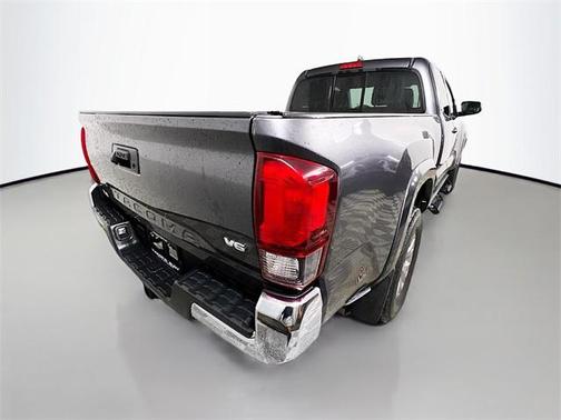 2018 Toyota Tacoma SR5