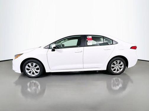 Ice 2025 Toyota Corolla LE