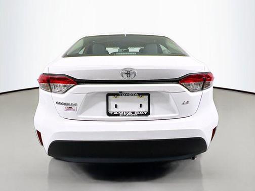 Ice 2025 Toyota Corolla LE
