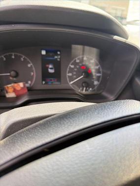 Ice 2025 Toyota Corolla LE