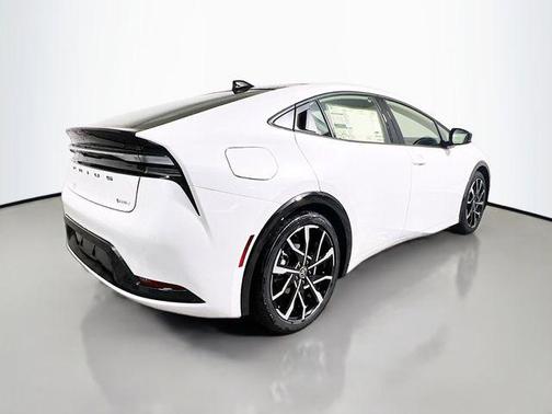 2025 Toyota Prius Plug-In Hybrid XSE