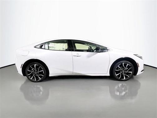 2025 Toyota Prius Plug-In Hybrid XSE