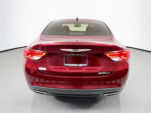 2016 Chrysler 200 S