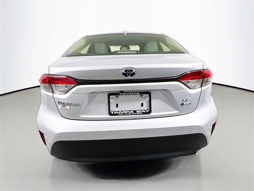 2025 Toyota Corolla Hybrid SE
