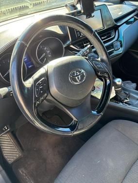 2018 Toyota C-HR XLE Premium