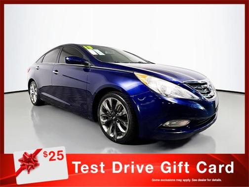 2013 Hyundai SONATA SE