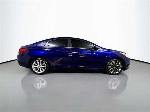 2013 Hyundai SONATA SE