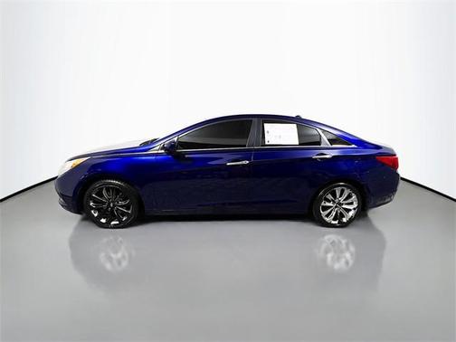 2013 Hyundai SONATA SE
