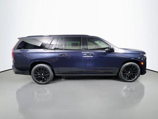 2023 Cadillac Escalade ESV Sport