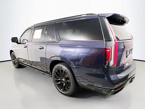 2023 Cadillac Escalade ESV Sport