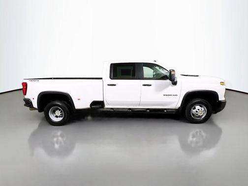 2025 Chevrolet Silverado 3500 WT