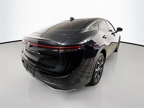 2023 Toyota Crown XLE