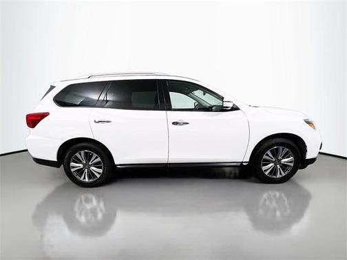 2020 Nissan Pathfinder SV 2WD
