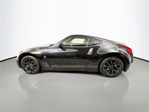 2018 Nissan 370Z Base