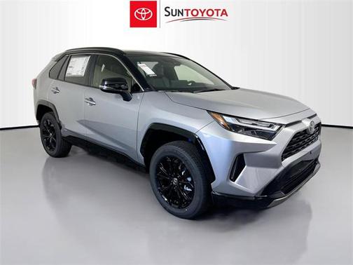 2025 Toyota RAV4 Hybrid SE