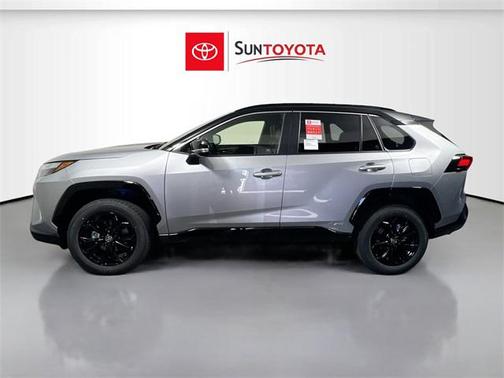 2025 Toyota RAV4 Hybrid SE