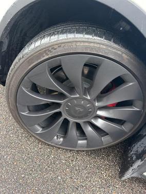 2023 Tesla Model Y Performance Dual Motor All-Wheel Drive