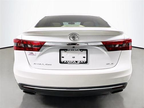 2016 Toyota Avalon XLE