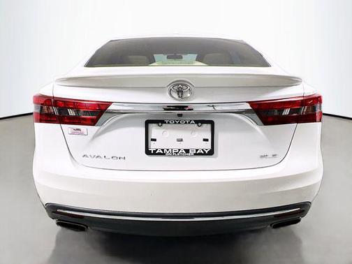 2016 Toyota Avalon XLE
