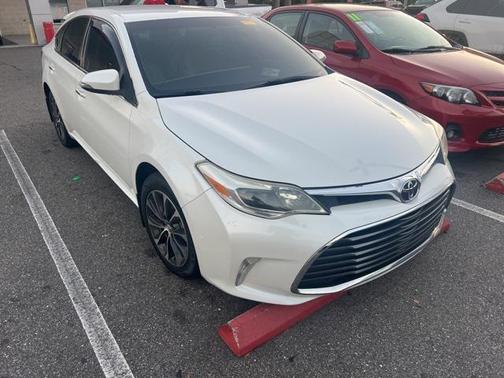2016 Toyota Avalon XLE