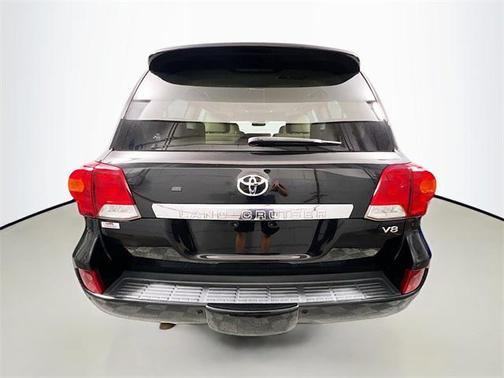 2014 Toyota Land Cruiser Base