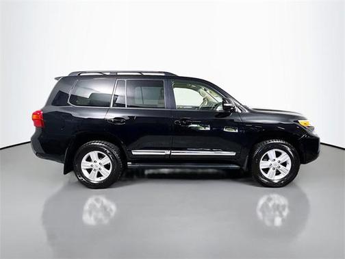 2014 Toyota Land Cruiser Base