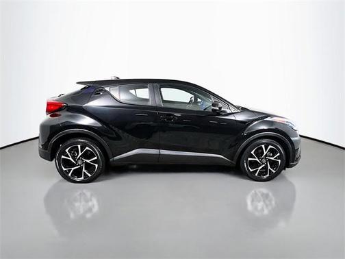 2021 Toyota C-HR XLE