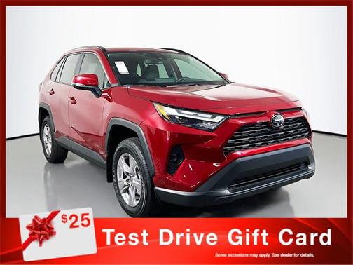 2025 Toyota RAV4 XLE