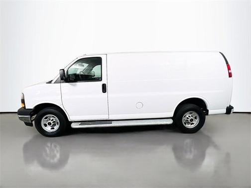 2022 GMC Savana 2500 Work Van