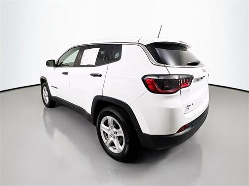 2023 Jeep Compass Sport
