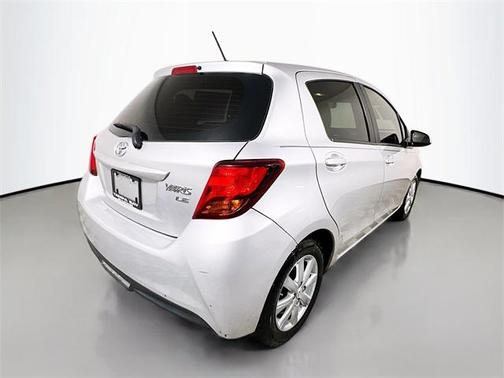 2015 Toyota Yaris LE