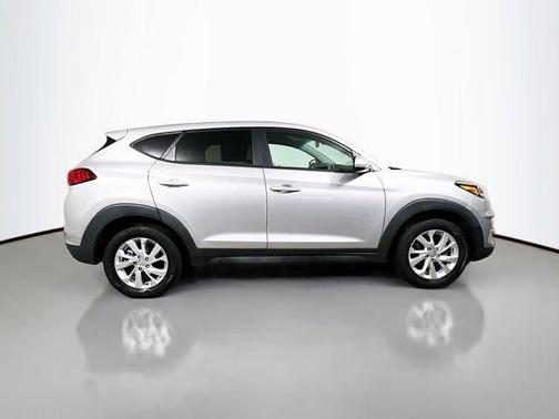 Stellar Silver 2021 Hyundai TUCSON SE