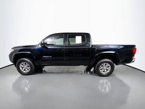 Midnight Black Metallic 2019 Toyota Tacoma SR5