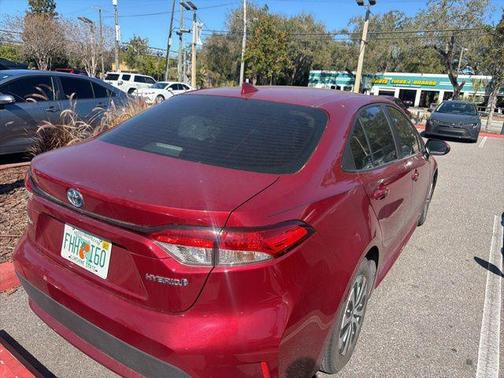 2022 Toyota Corolla Hybrid LE