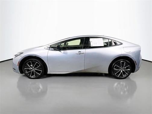 2023 Toyota Prius XLE