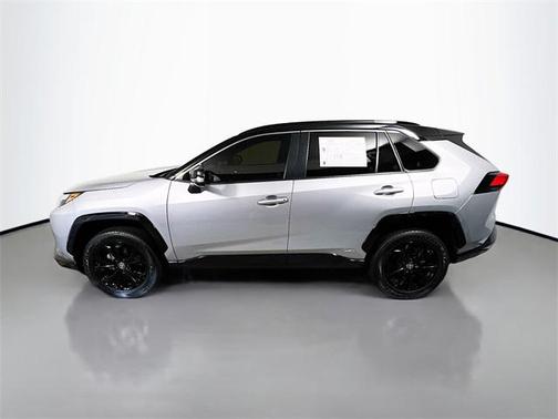 2025 Toyota RAV4 Hybrid SE