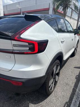2022 Volvo C40 Recharge Pure Electric P8 Ultimate