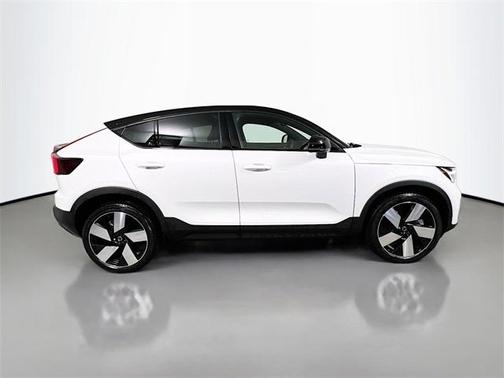 2022 Volvo C40 Recharge Pure Electric P8 Ultimate