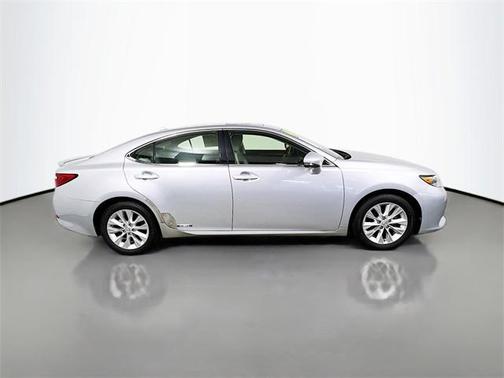 2014 Lexus ES 300h Base