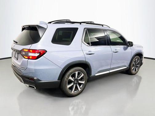 Gray 2025 Honda Pilot Touring 8-Passenger